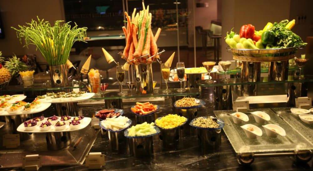 Keys Prima By Lemon Tree Hotels, Pimpri, Pune Eksteriør bilde
