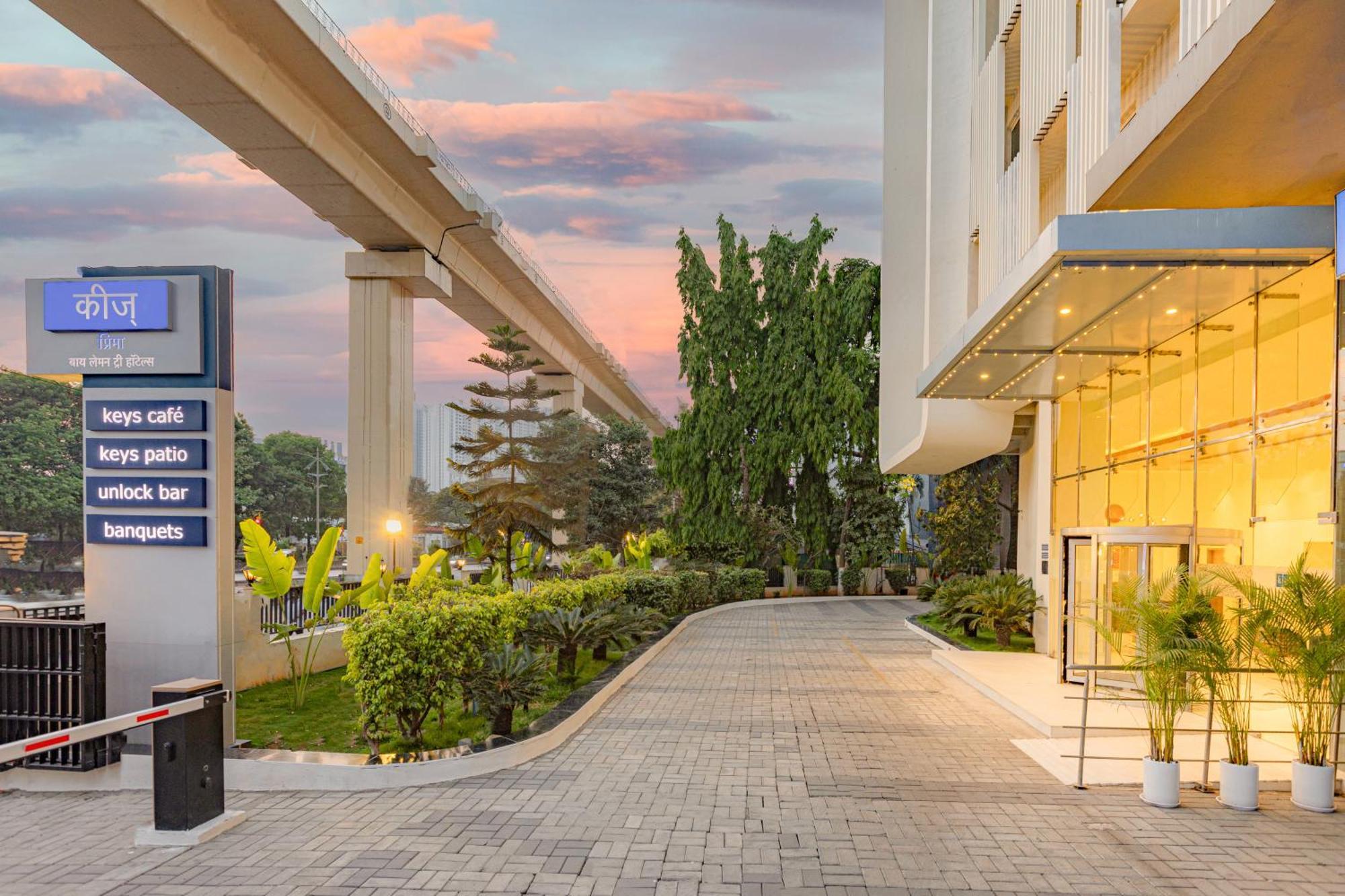 Keys Prima By Lemon Tree Hotels, Pimpri, Pune Eksteriør bilde